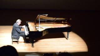 Leslie Howard (レスリー・ハワード) - ピアニスト | 演奏家