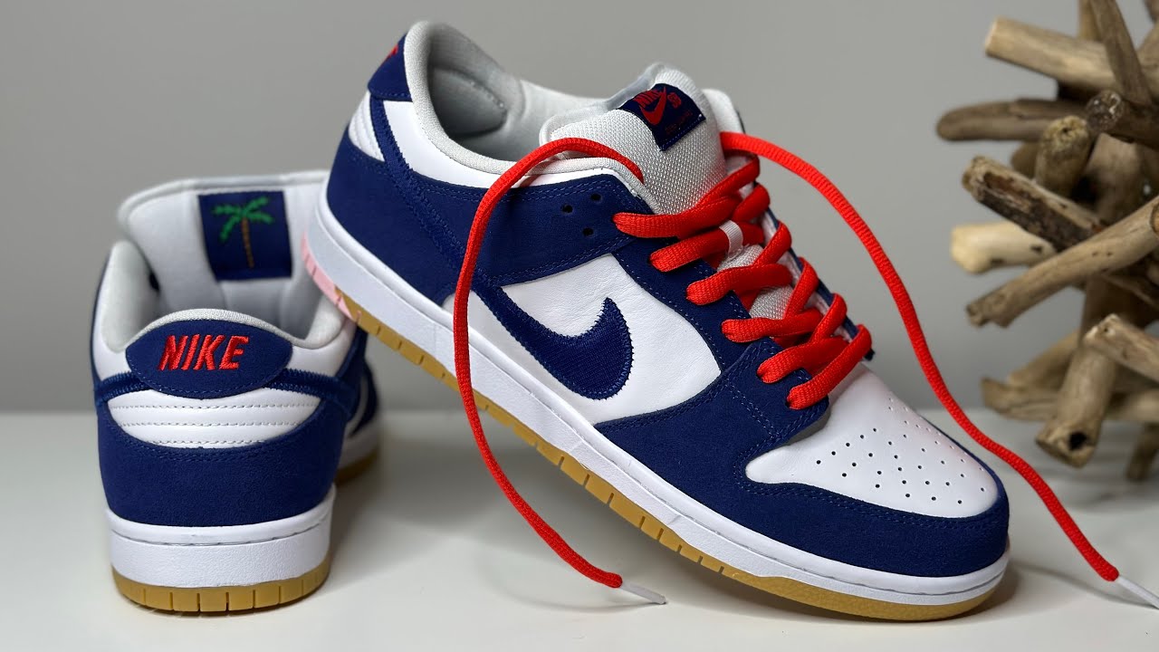NIKE SB DUNK LOW LA DODGERS IS 🔥🔥 **WITH ON FOOT** - YouTube