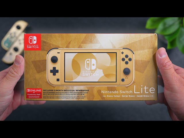 Nintendo Switch Lite HYRULE EDITION Unboxing & First Impressions