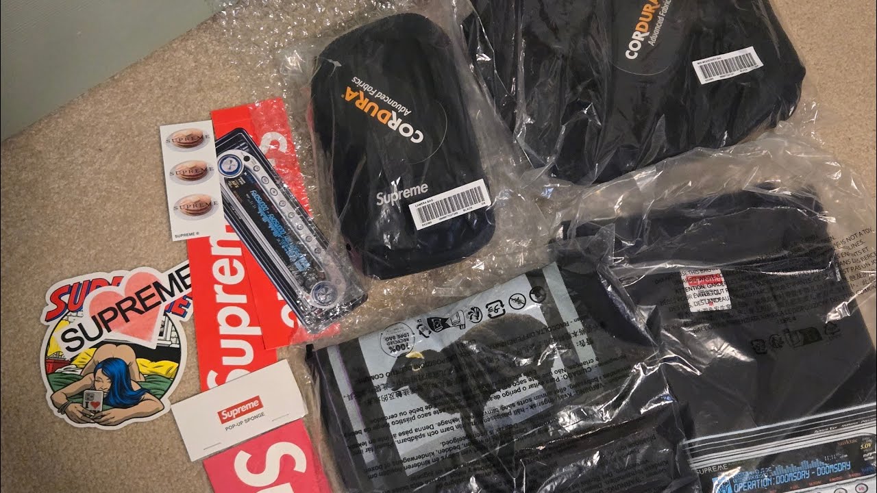 SUPREME SS25 WEEK 1 CAMERA BAG, MINI MESSENGER BAG, RECEIVER