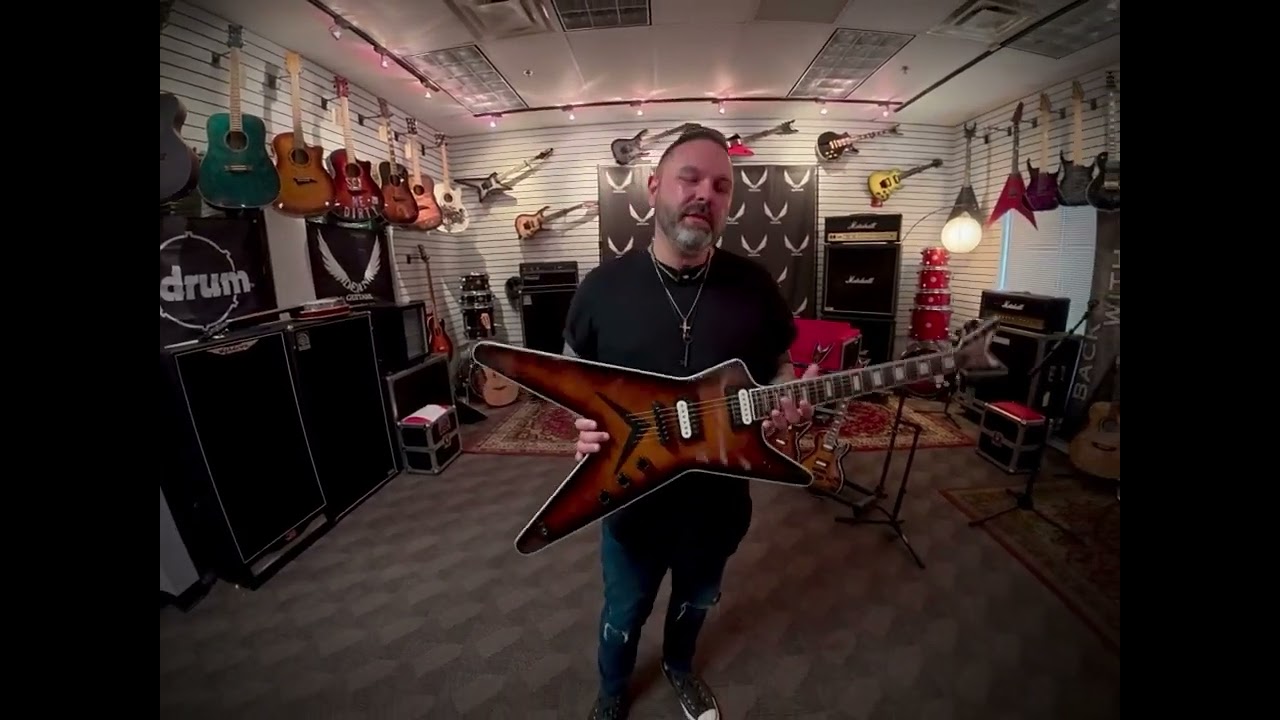 Cadillac Select Quilt Top Trans Brazilia | Dean Guitars