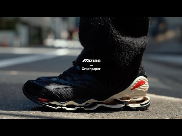 グラフペーパーの美学が息づく、機能性スニーカー | Graphpaper