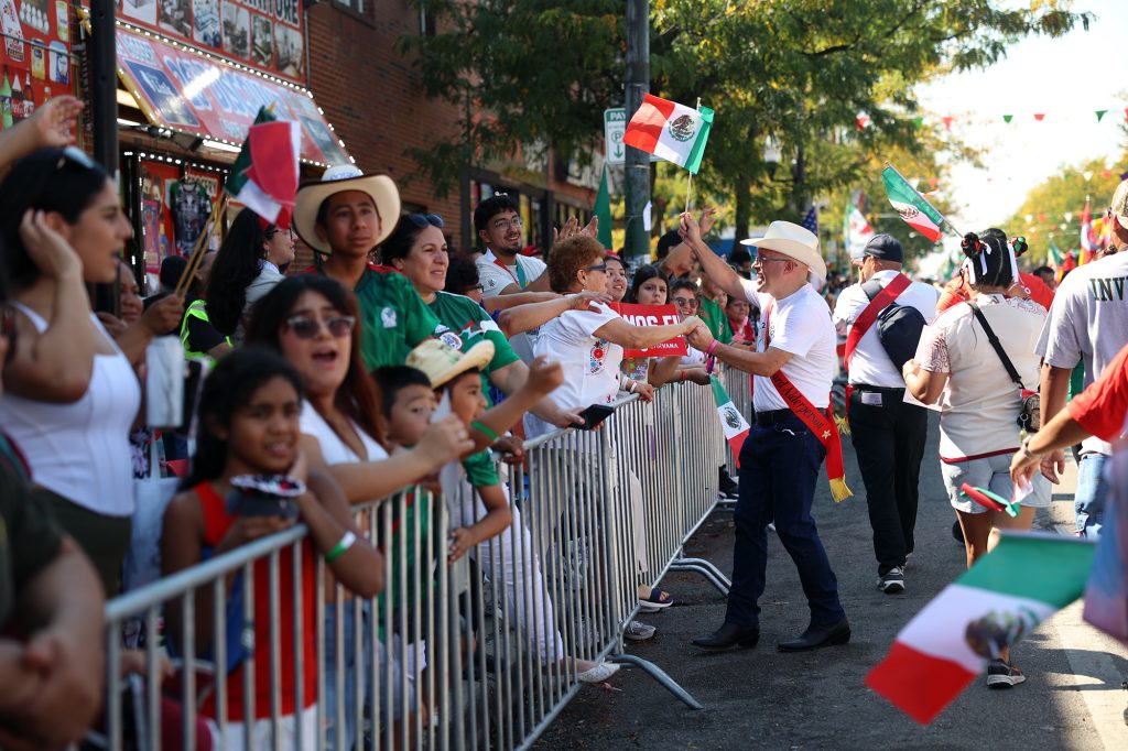 Little Village's Mexican Independence Day Parade Sees Thousands