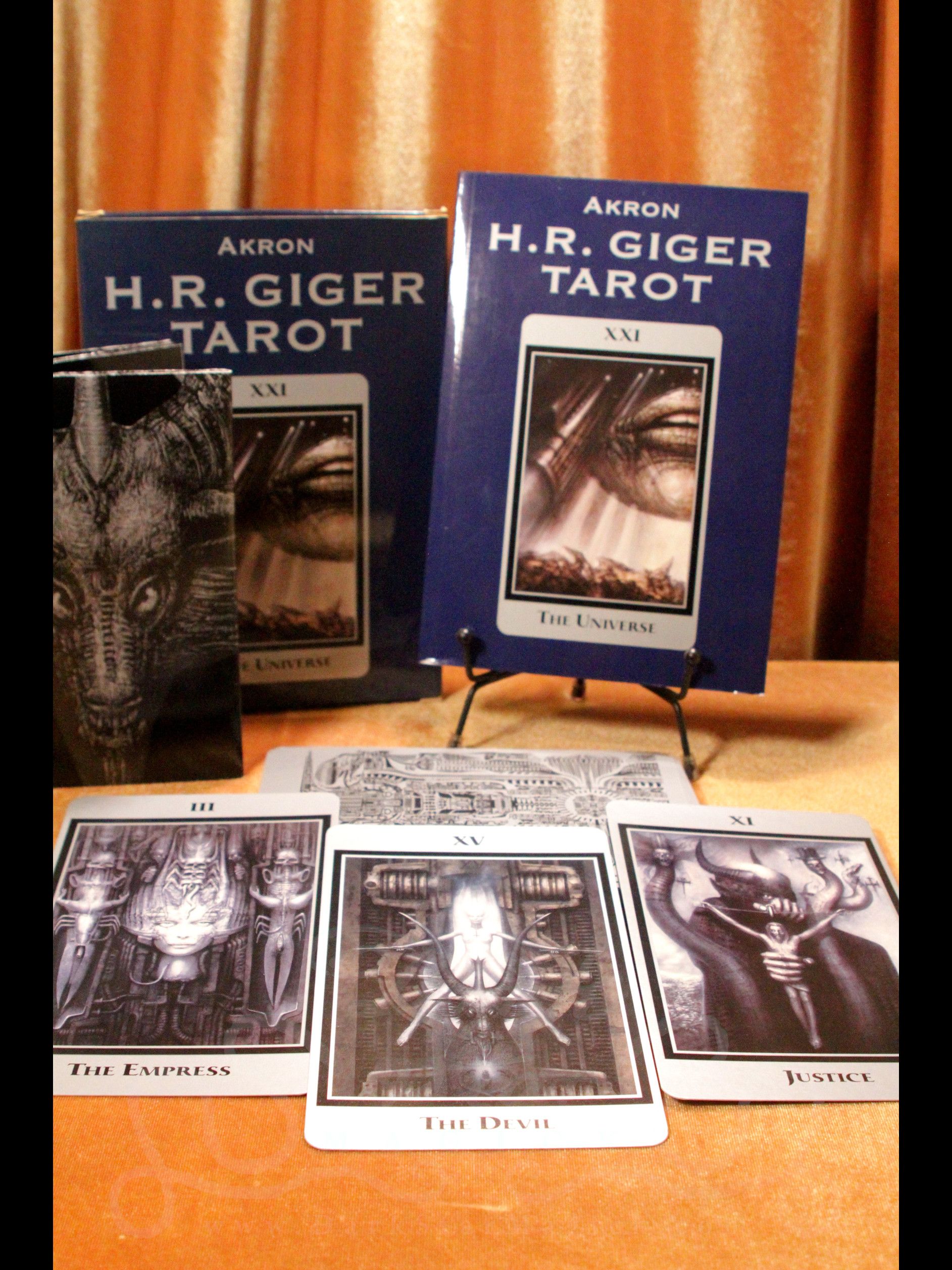 H. R. Giger Tarot - Dark Star Magick