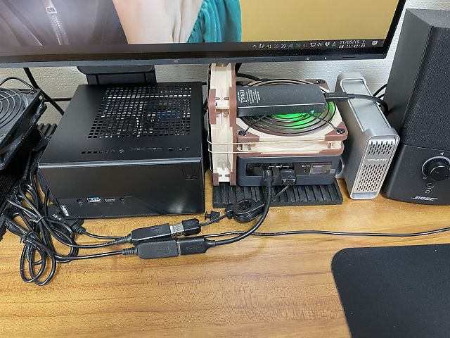 ASRock Intel H470搭載 ベアボーン DeskMini H470 を開封して詳細に