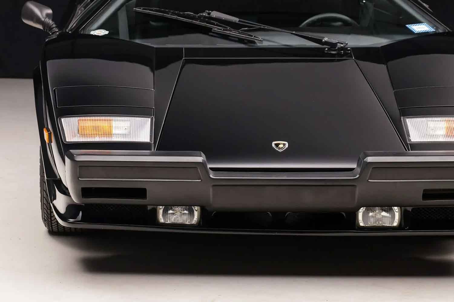 わずか66台のアメリカ仕様！37年間ワンオーナーの「カウンタック5000QV