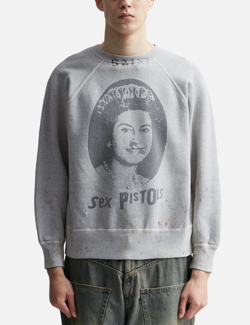 セント マイケル - Saint Mxxxxxx Sex Pistols Queen Sweatshirt | HBX