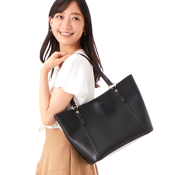 ラノエ トートバッグ レディース A4 ビジネス 合皮 レザー風 金具 角