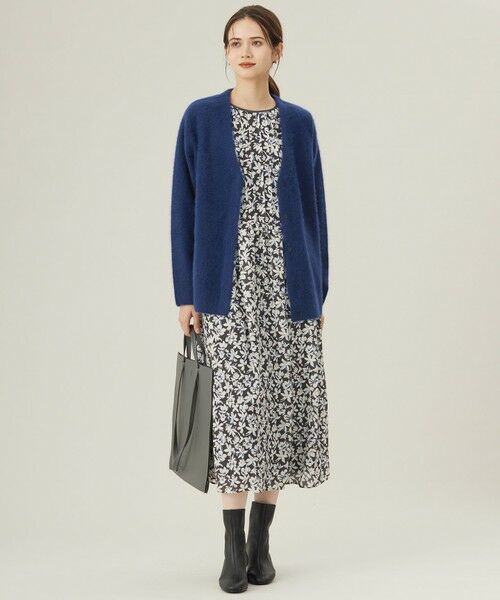 セール】 【洗える】スノーフラワープリント ワンピース （ロング