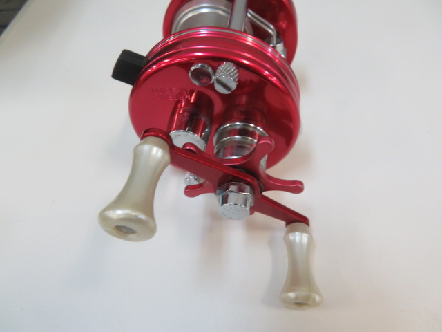 アンバサダー2500C ノスタルジアレッド | アウトドア用品・アウトドア