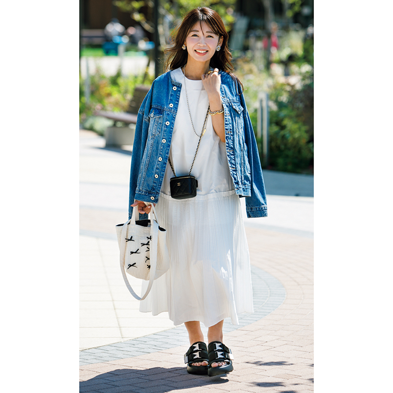 SNAP】ママたちの「シャネルバッグ」8選！“チェーン”がポイントの