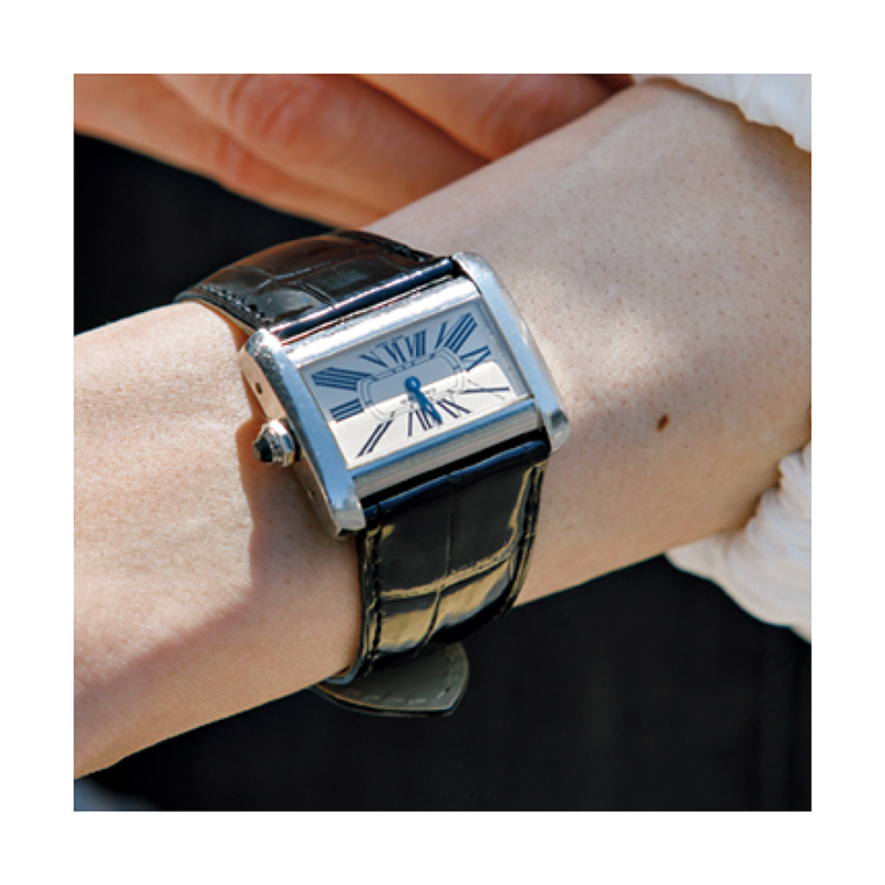 腕時計SNAP】5人に1人が「カルティエ」を愛用！ママたちが選んだ一本と