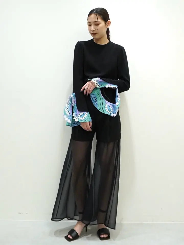 Mame Kurogouchi(マメ クロゴウチ)】 PARIGOT別注 Embroidered Cuffs