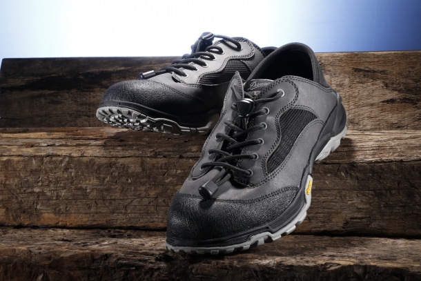こんなサバゲー用シューズが欲しかった！ LayLax×Dannerコラボシューズ