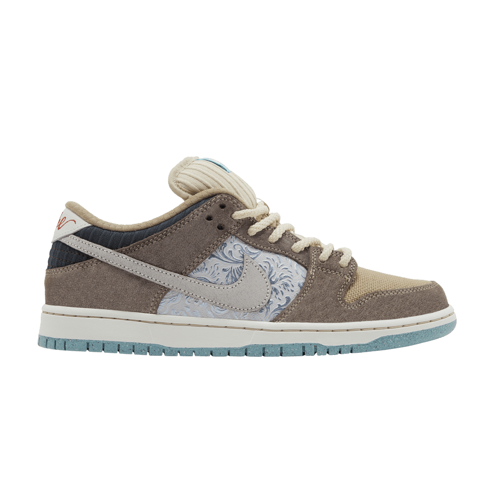 Buy Nike Dunk Low SB 'Big Money Savings' - FZ3129 200 | GOAT CA