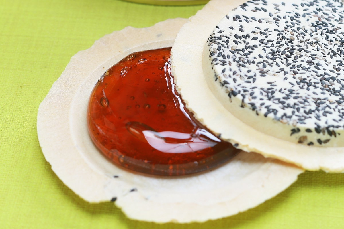 津軽飴 缶入 中×2 | RABオンラインショップ