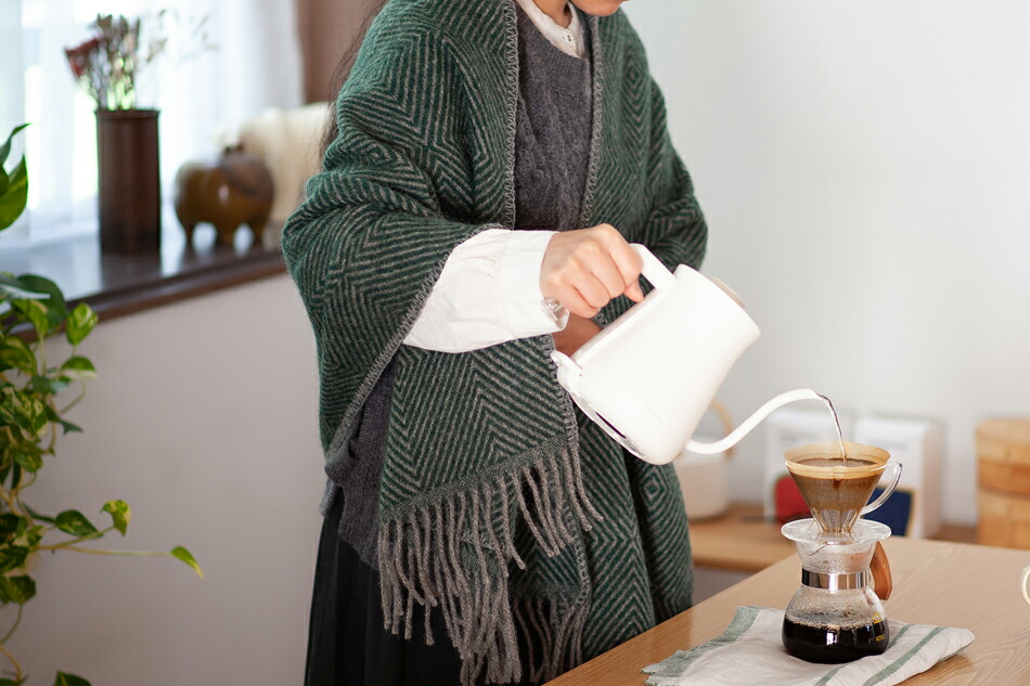 マリア ポケットショール（ラプアン カンクリ／LAPUAN KANKURIT