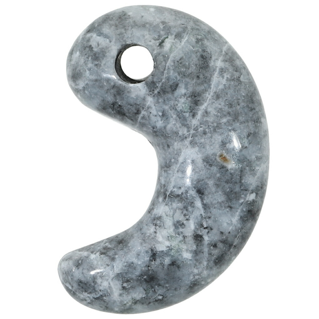 糸魚川翡翠 黒翡翠 勾玉 2A級 縦約30mm 産地証明書 国産 桐箱 付き