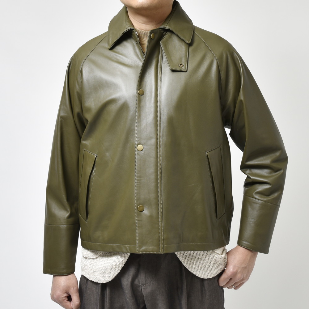 Cinquanta（チンクアンタ）ラムナッパレザートランスポートブルゾン