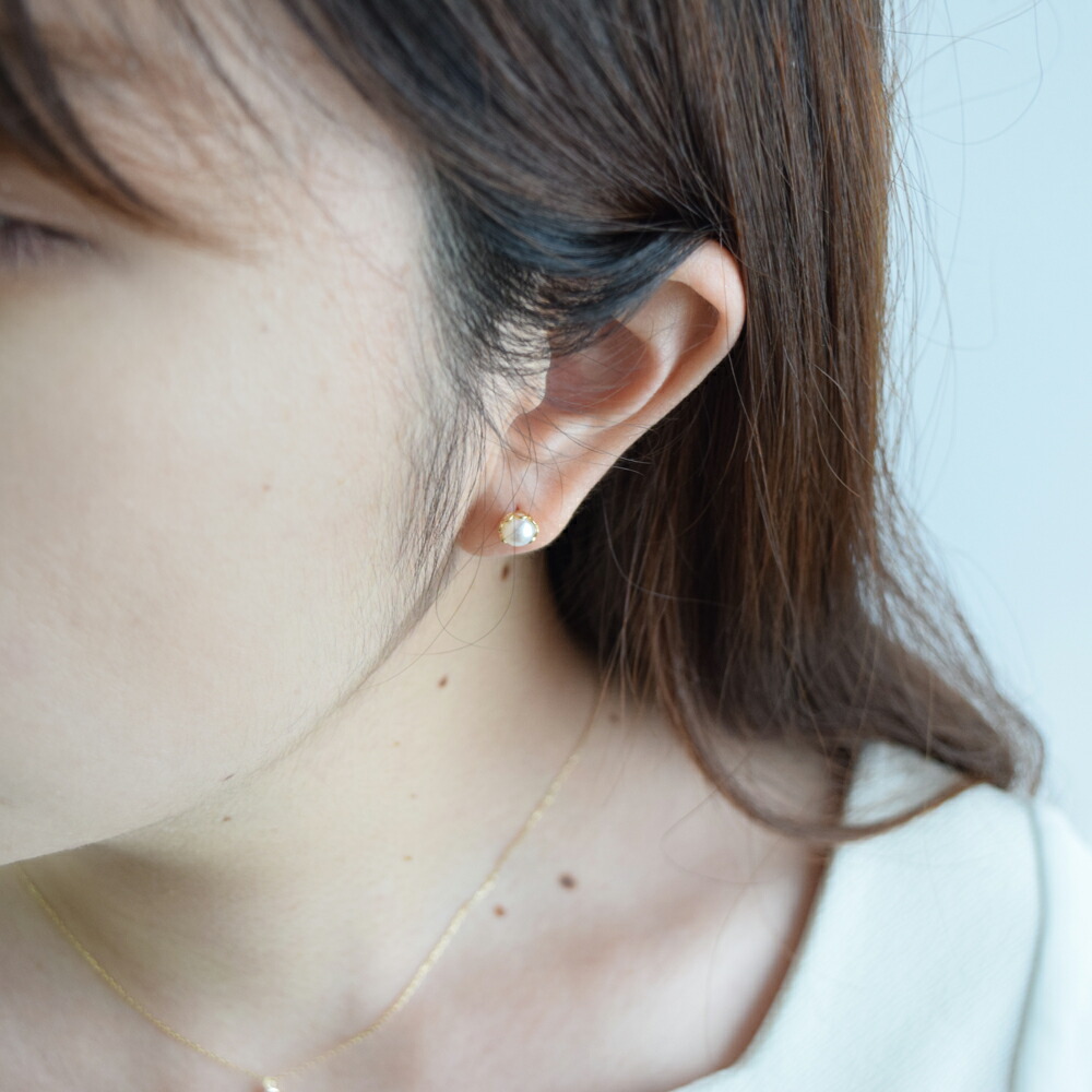 楽天市場】ピアス K18 パール 真珠 18k ゴールド スタッドピアス 6月