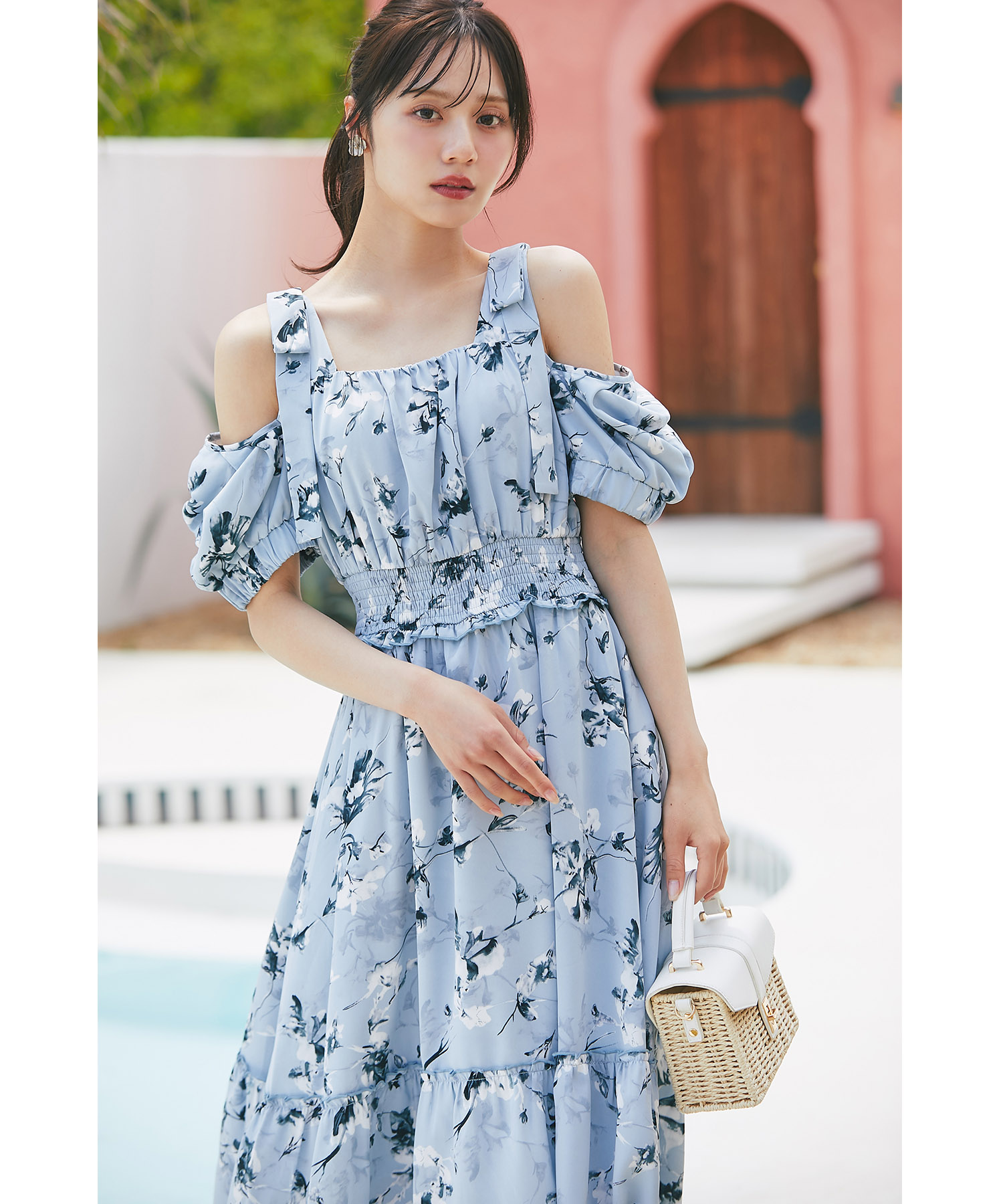 肩リボン付きオフショル風フラワープリントワンピース