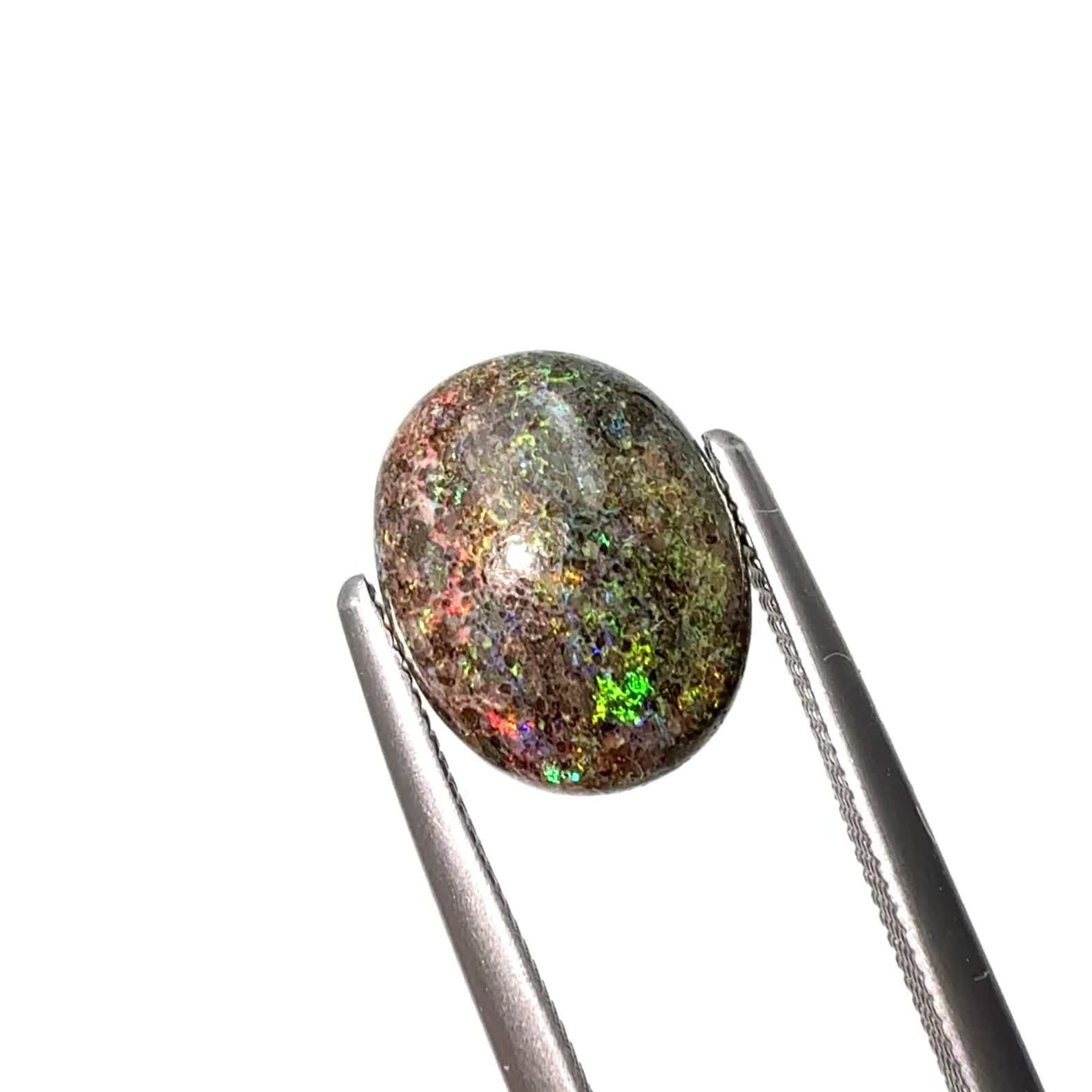 ブラックマトリックスオパール(宝石名オパール/加熱処理