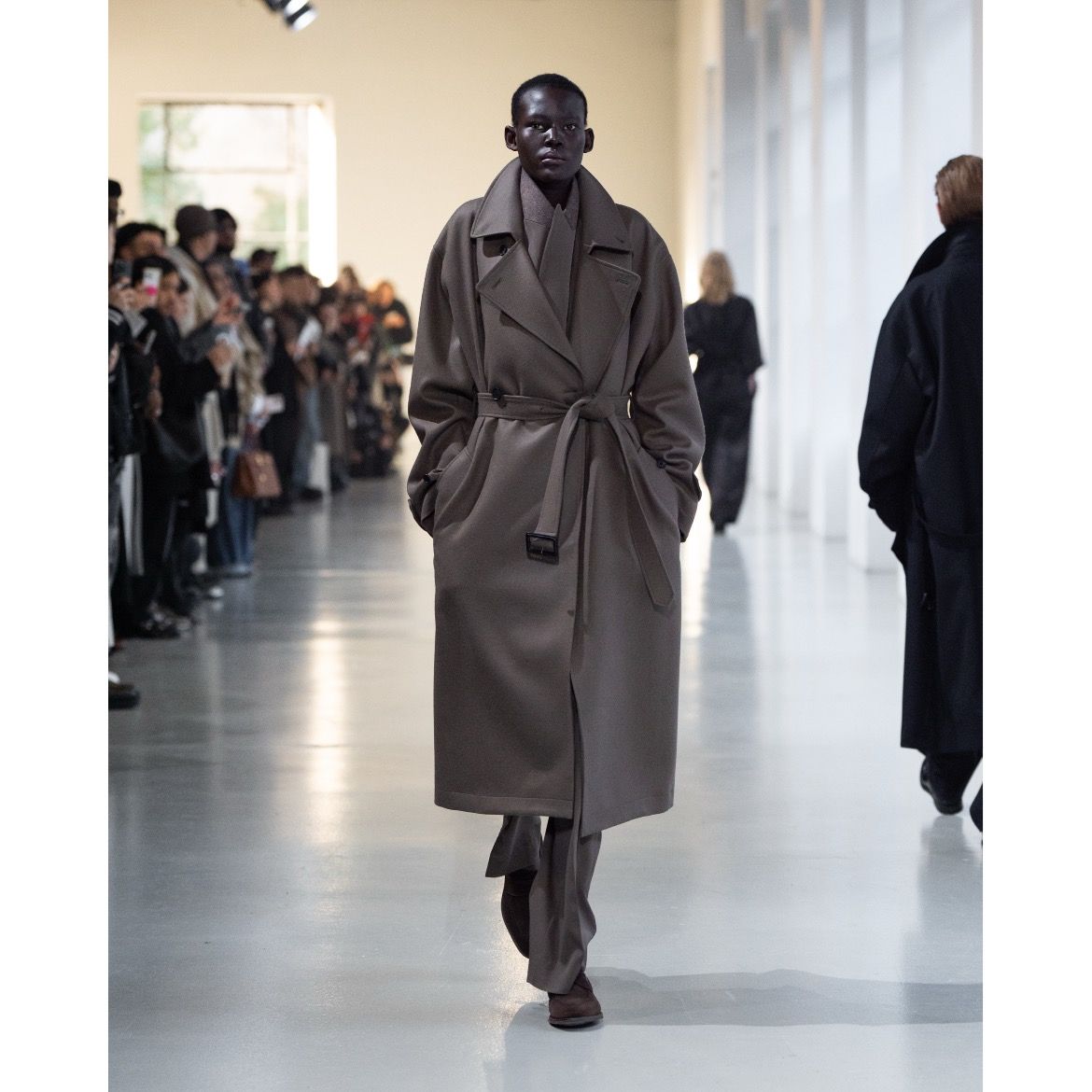 ssstein - 【残りわずか】Oversized Double Breasted Coat(WOOL