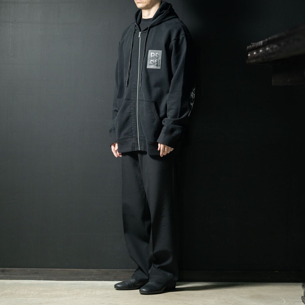 RAF SIMONS - Zipped hoodie with RS hand signs on sleeves | ALTERFATE