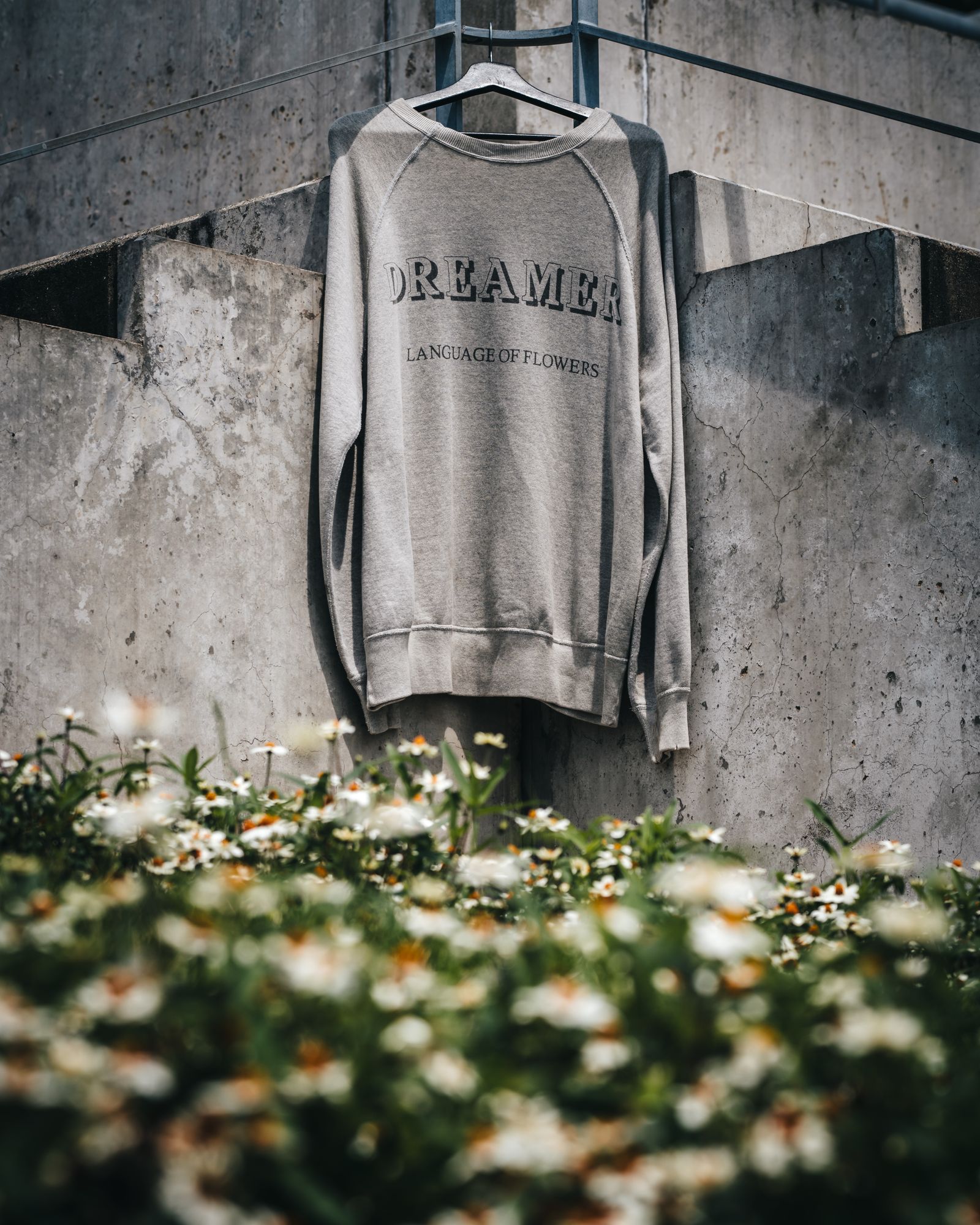 SAINT M×××××× - 【ラスト1点】SM-YS1-0000-032 / CREW SWT / FLOWER