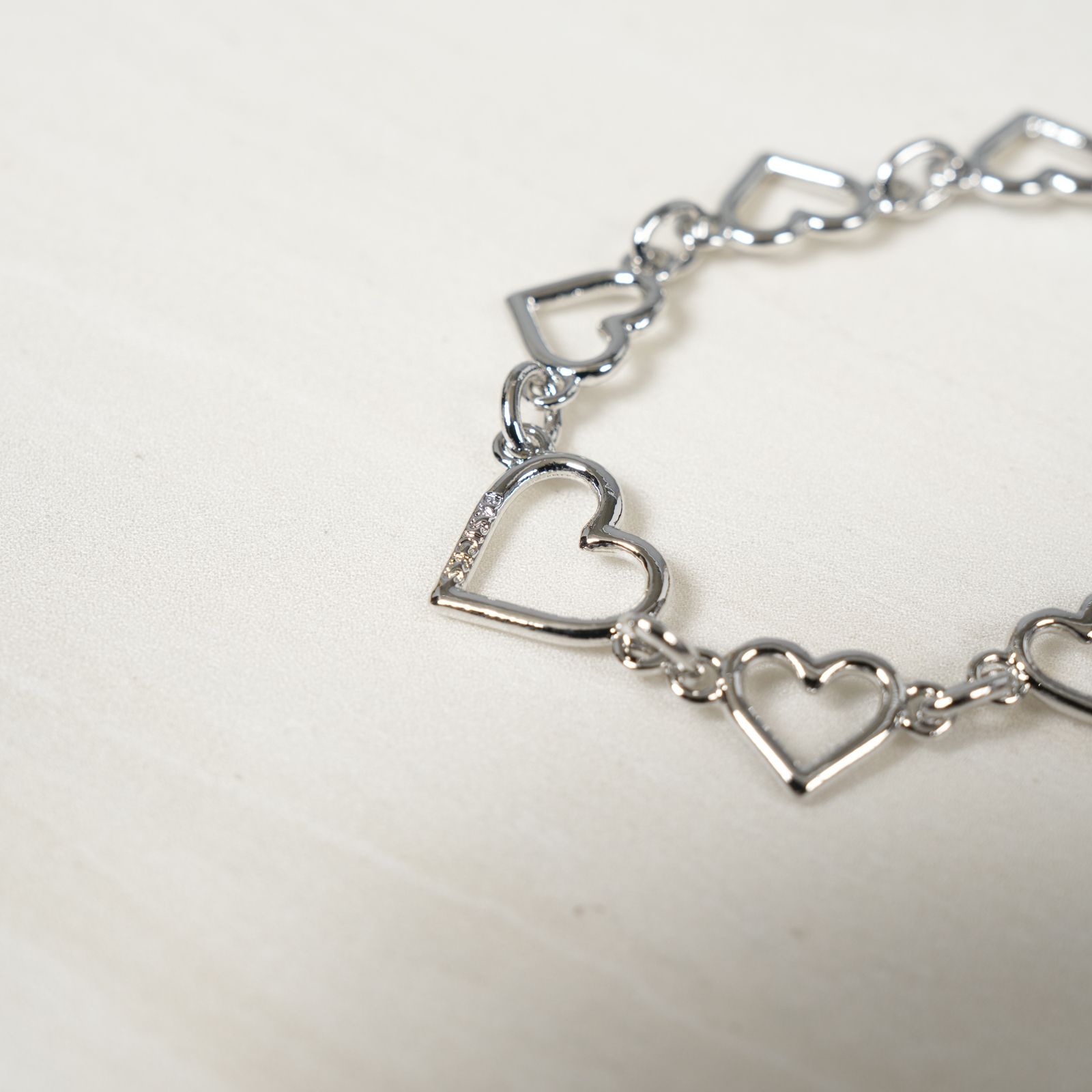 BASICKS - 【ラスト1点】Heart Shaped Bracelet / ブレスレット