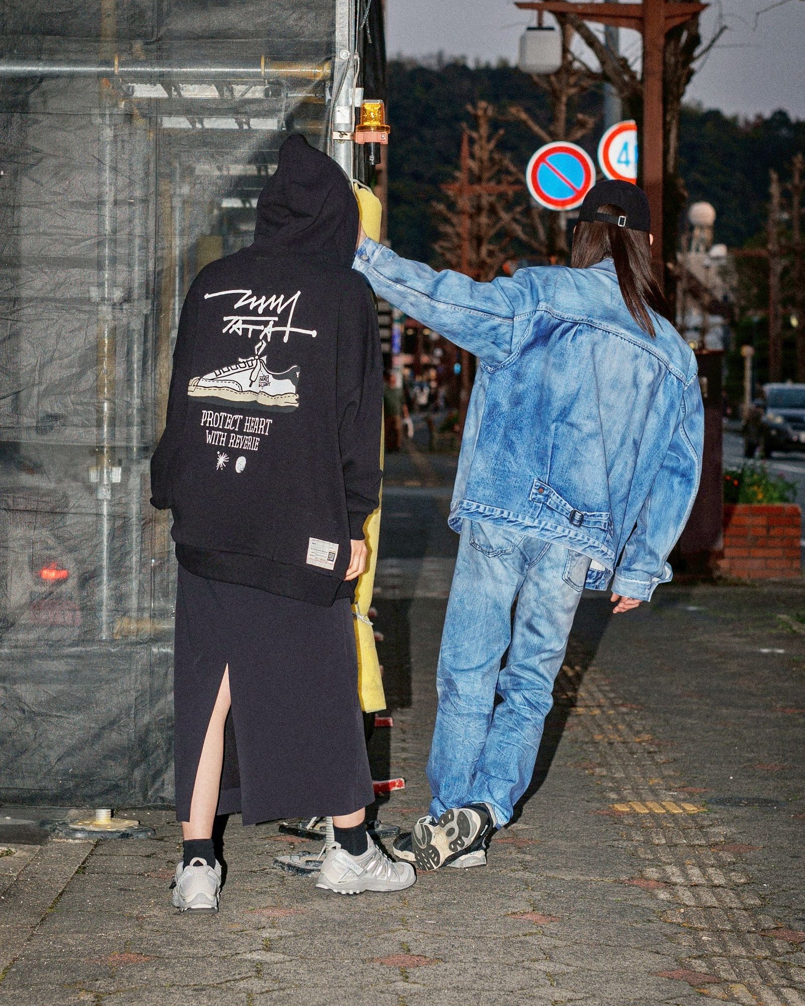 TALKING ABOUT THE ABSTRACTION - トーキングアバウト ジ