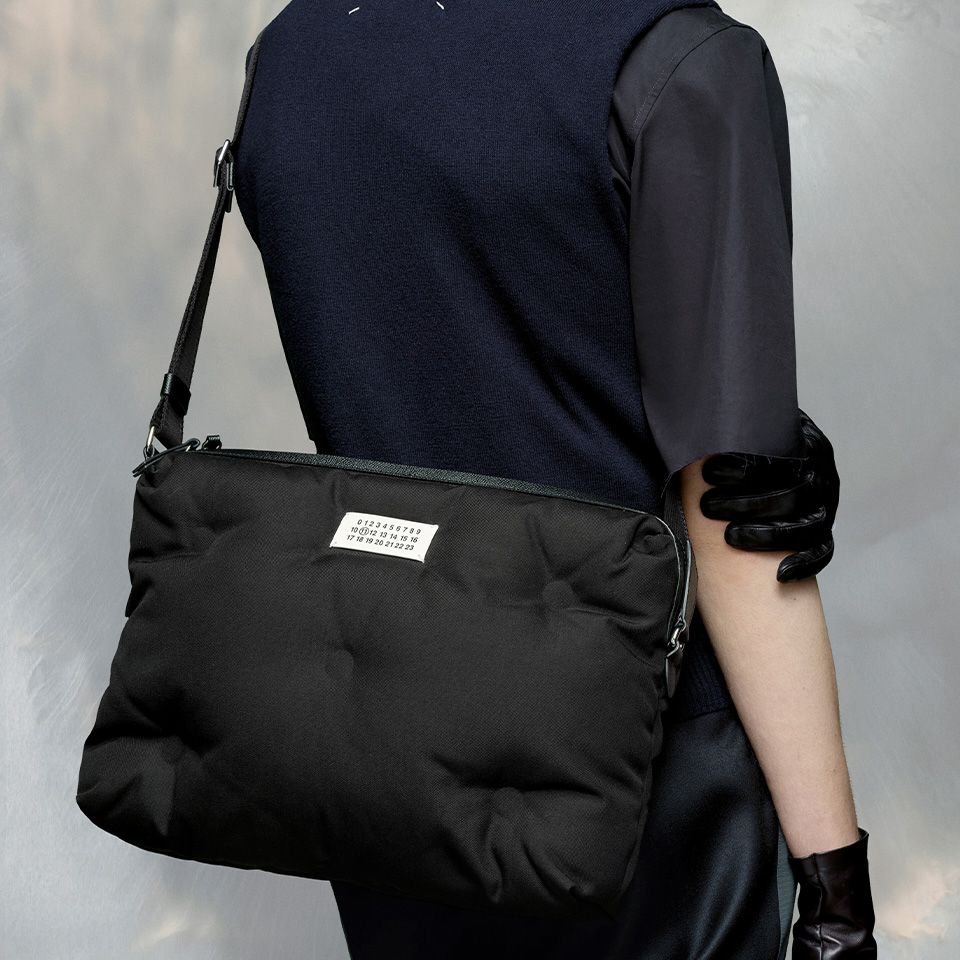 Maison Margiela - グラム スラム スポーツコンピューターバッグ | River