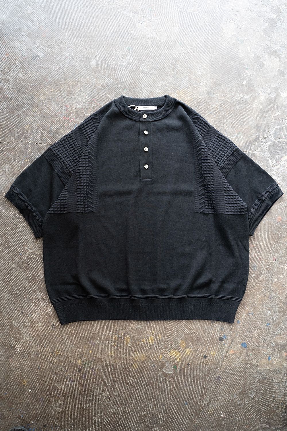 YASHIKI - 【ラスト1点】【24SS】Ogawa Henley Knit(BLACK) | Salty