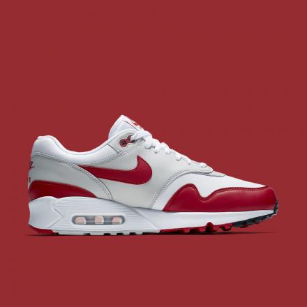 国内4月28日発売予定】 ナイキ エアマックス 90/1 ホワイト