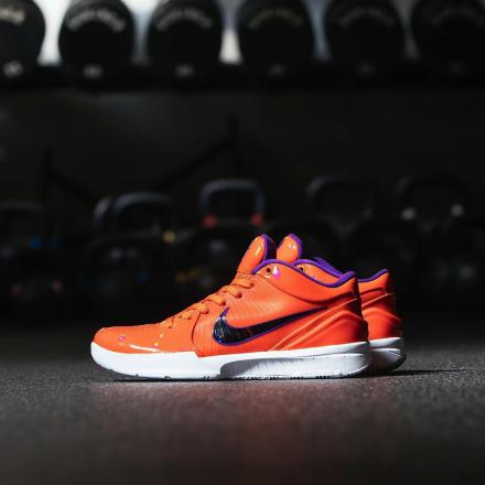 国内8月24日発売予定】アンディフィーテッド × ナイキ コービー 4