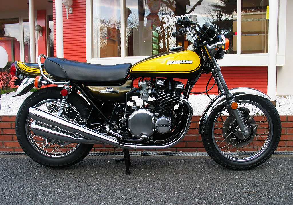 2024年モデル カワサキ Z900RS イエローボールエディション | World