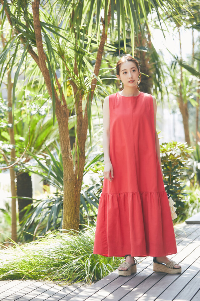 冨張愛さん着用】バックリボンティアードワンピース