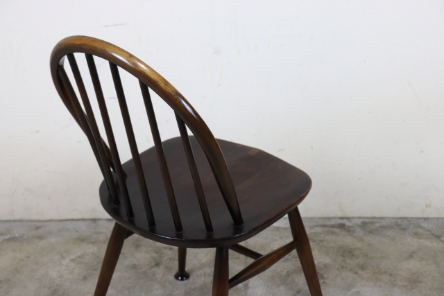イギリス アーコール社 ercol フープバックチェア（背もたれ6本