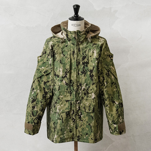 実物 新品 デッドストック 米海軍 NWU GORE-TEXパーカー TYPEIII AOR2