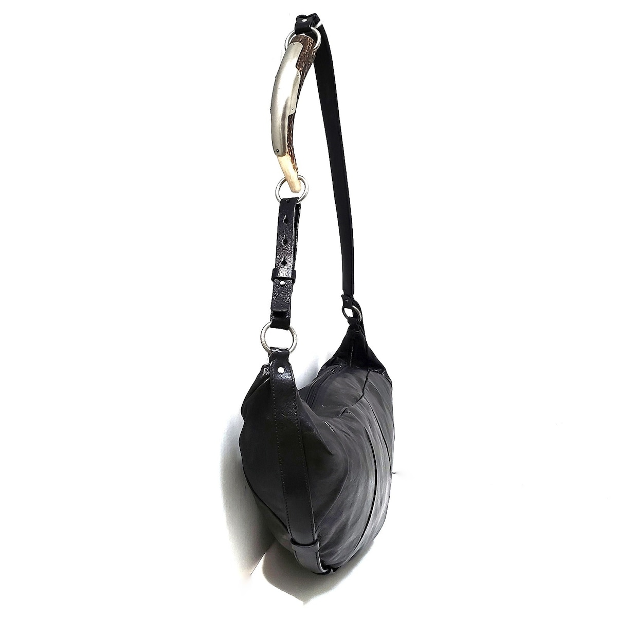 イヴサンローランリヴゴーシュ/ショルダーバッグ/モンバサ/黒/レザー