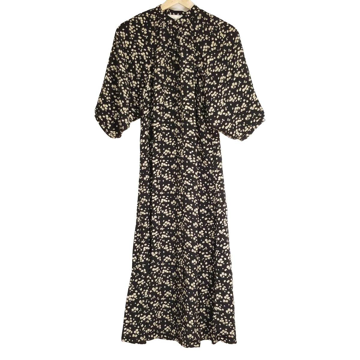 セリーヌ/ワンピース/黒×ベージュ×オレンジ/サイズ：34の買取実績