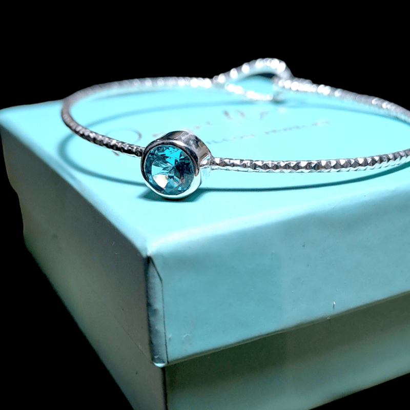 ブルートパーズ シルバーバングル ブレスレット | Le Papillon Jewelry