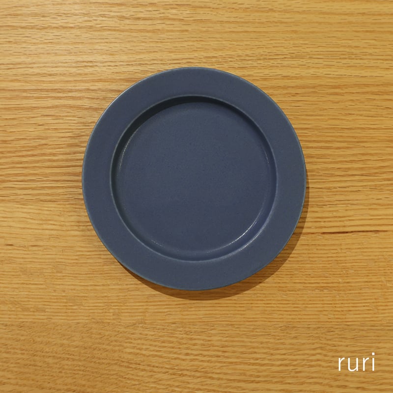 yumiko iihoshi porcelain