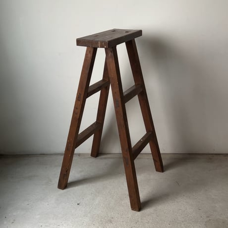 踏台 | STORES