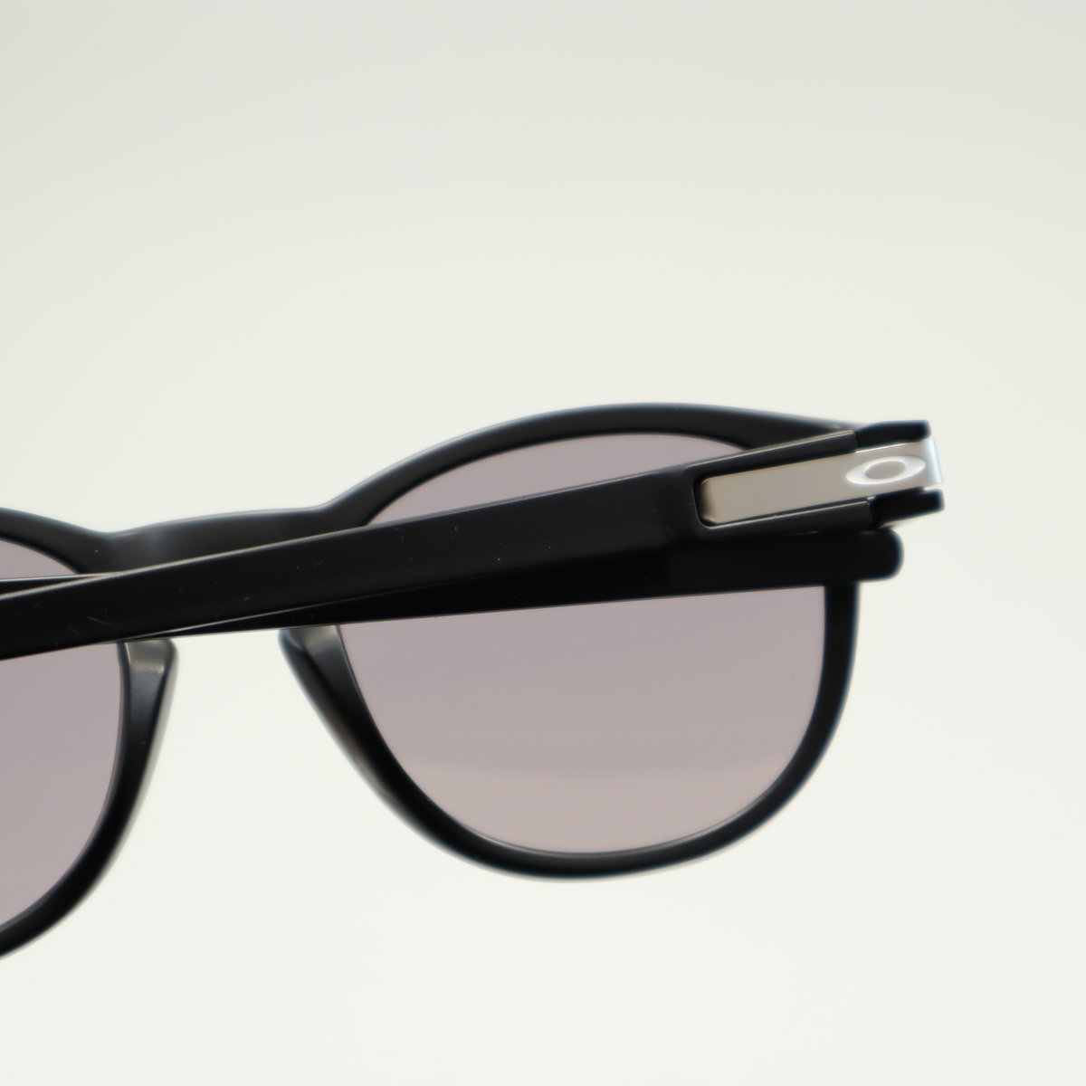 OAKLEY オークリー Latch ラッチ Matte Black / Prizm Sla