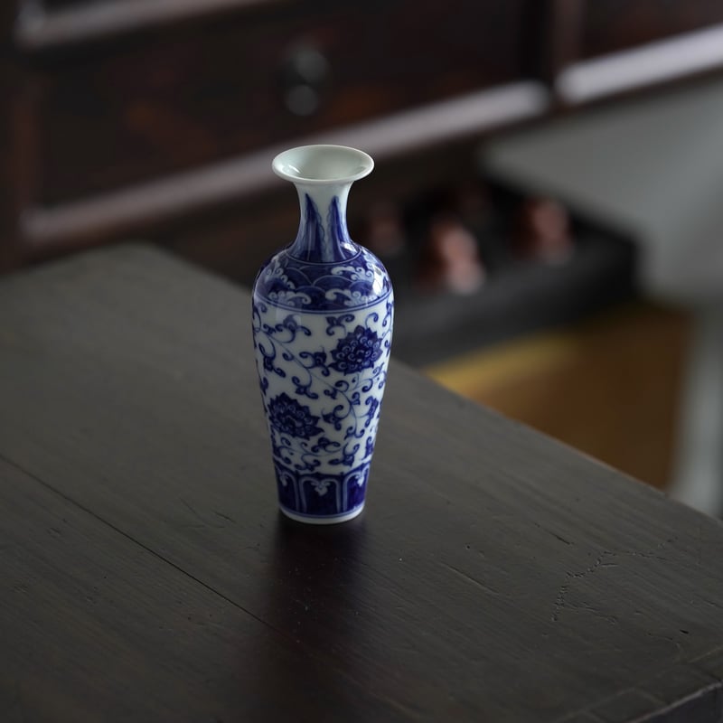 青花纏枝蓮紋花瓶 PF174 | Looking For 物色