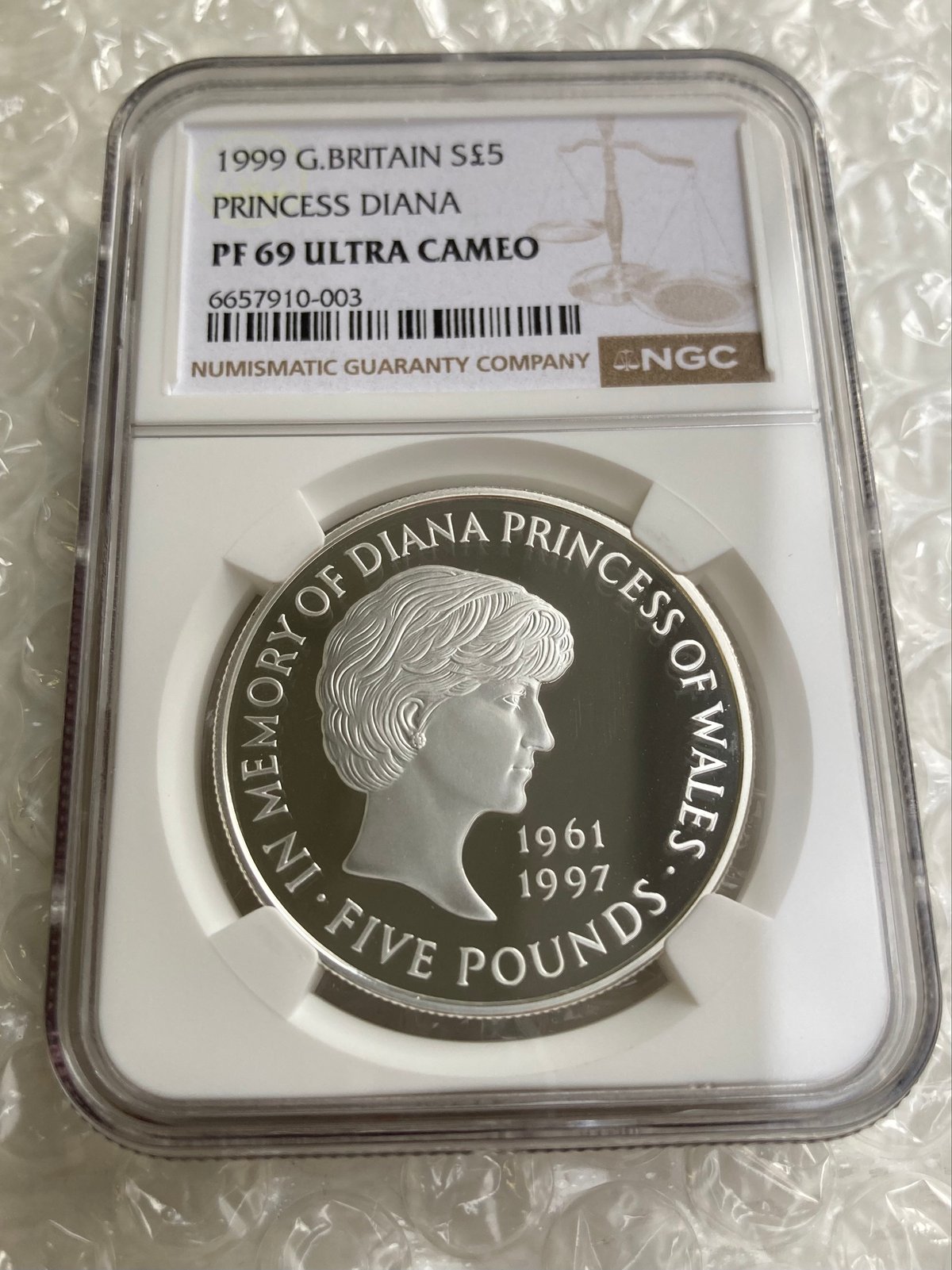 NGC鑑定PF69UC 1999年 イギリス ダイアナ妃追悼祈念 5ポンド銀貨
