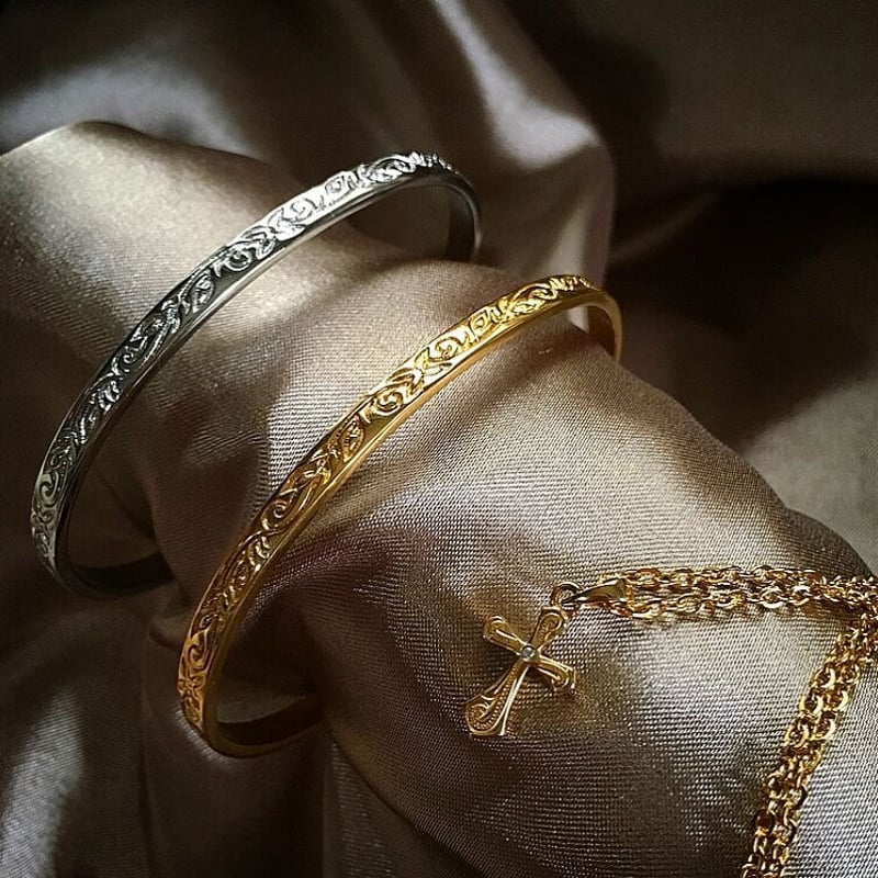 Hawaiian jewelry ハワイアンジュエリー バングル | Renatus