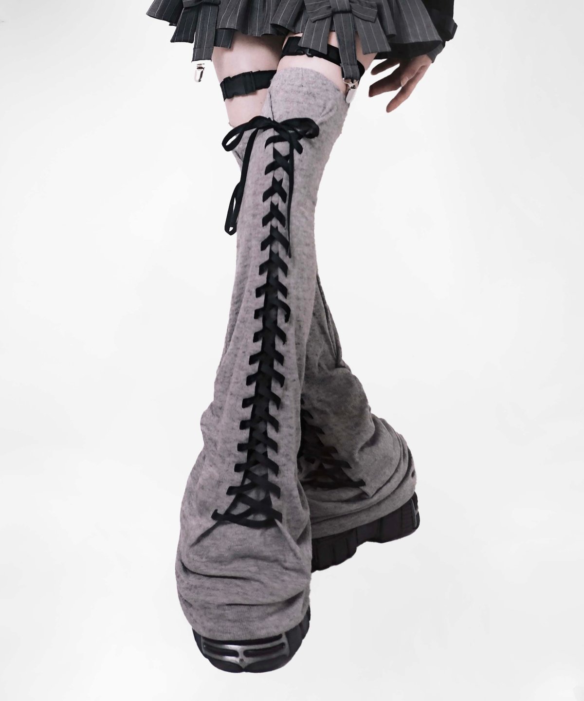 ニーハイブーツレッグウォーマー》GRAY | HIDOLATRAL THEODOL