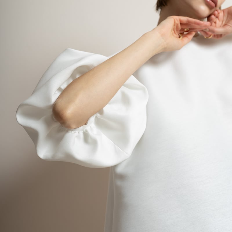Whip Ballon Sleeve BL white | HEVE